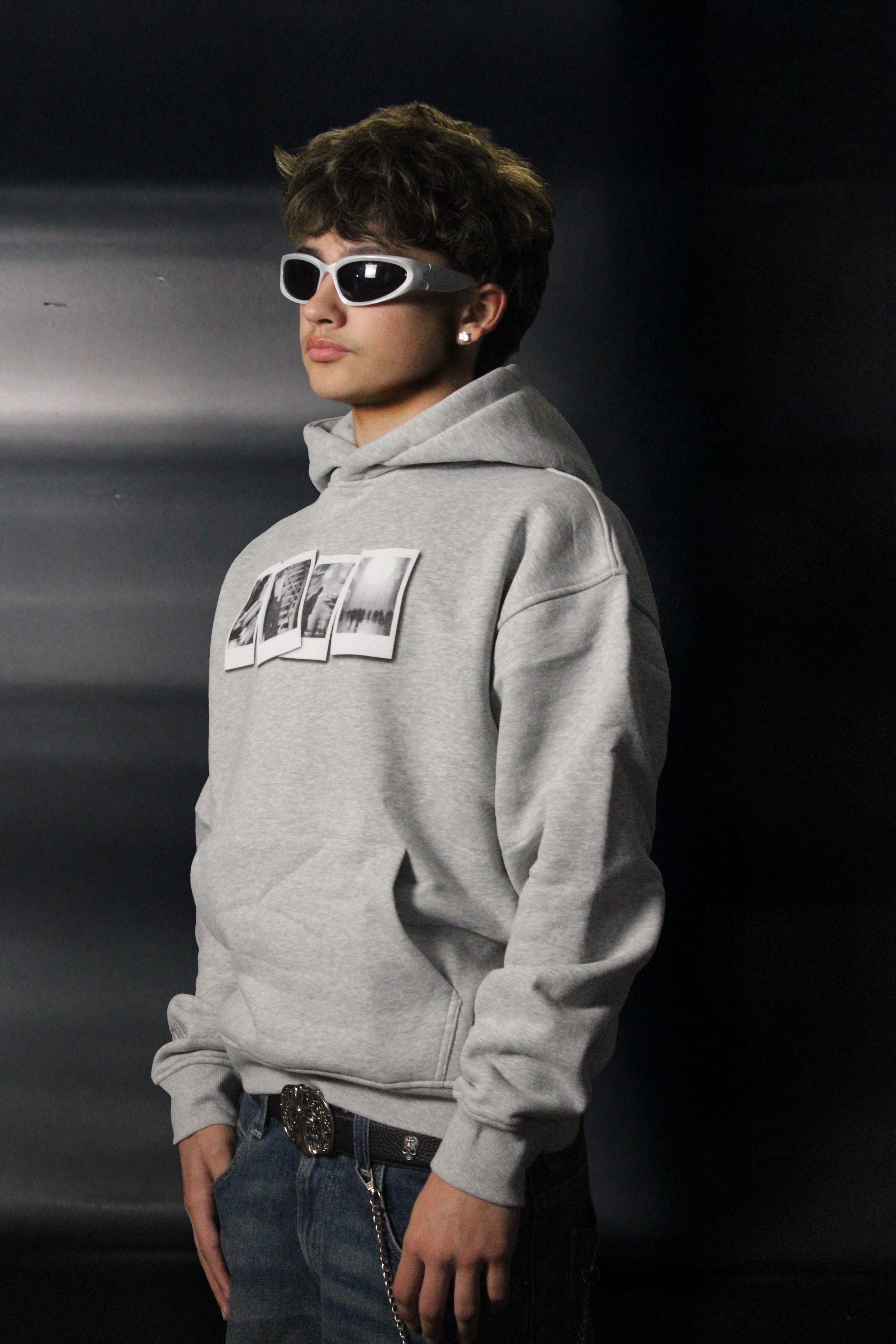 MEMORIES* HOODIE - GREY